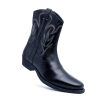Boots for men 35
